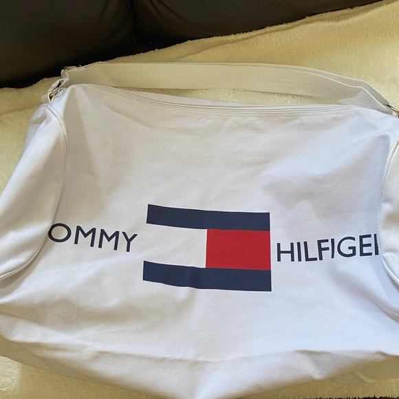 Tommy Hilfiger Bags Tommy Hilfiger Classic White Travel Duffle